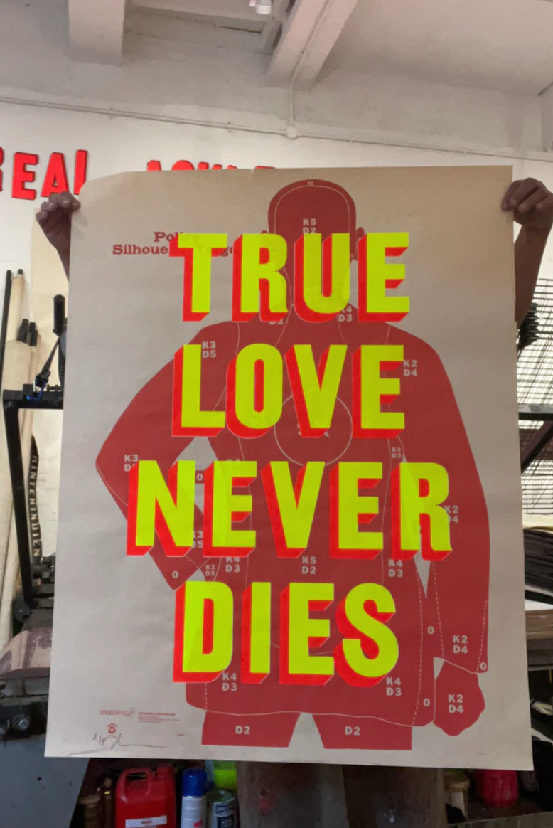 True Love Never Dies - Red Yellow Red